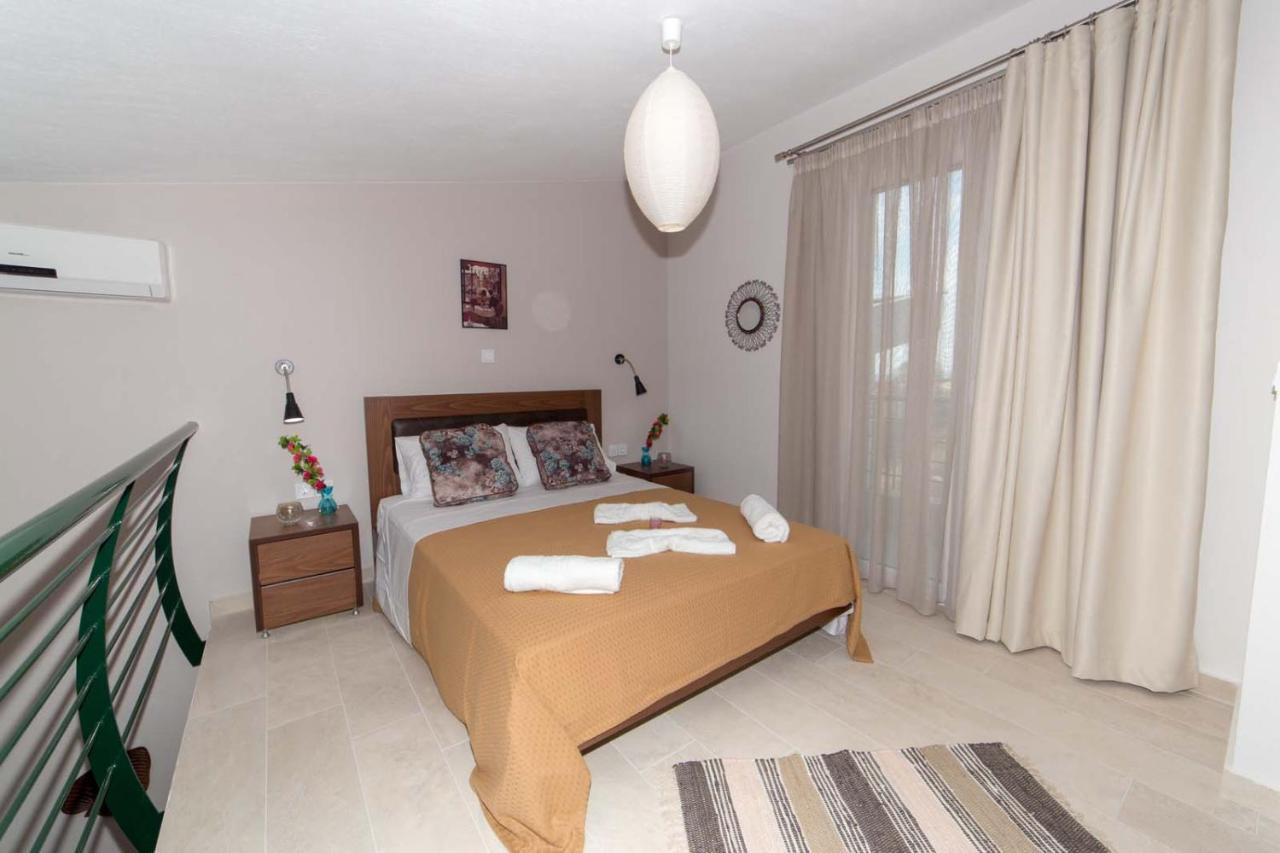 Erosaria Suites Nikiti  Dış mekan fotoğraf
