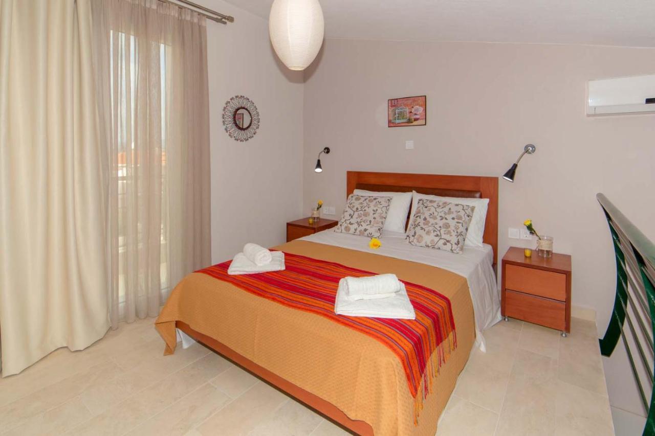Erosaria Suites Nikiti  Dış mekan fotoğraf