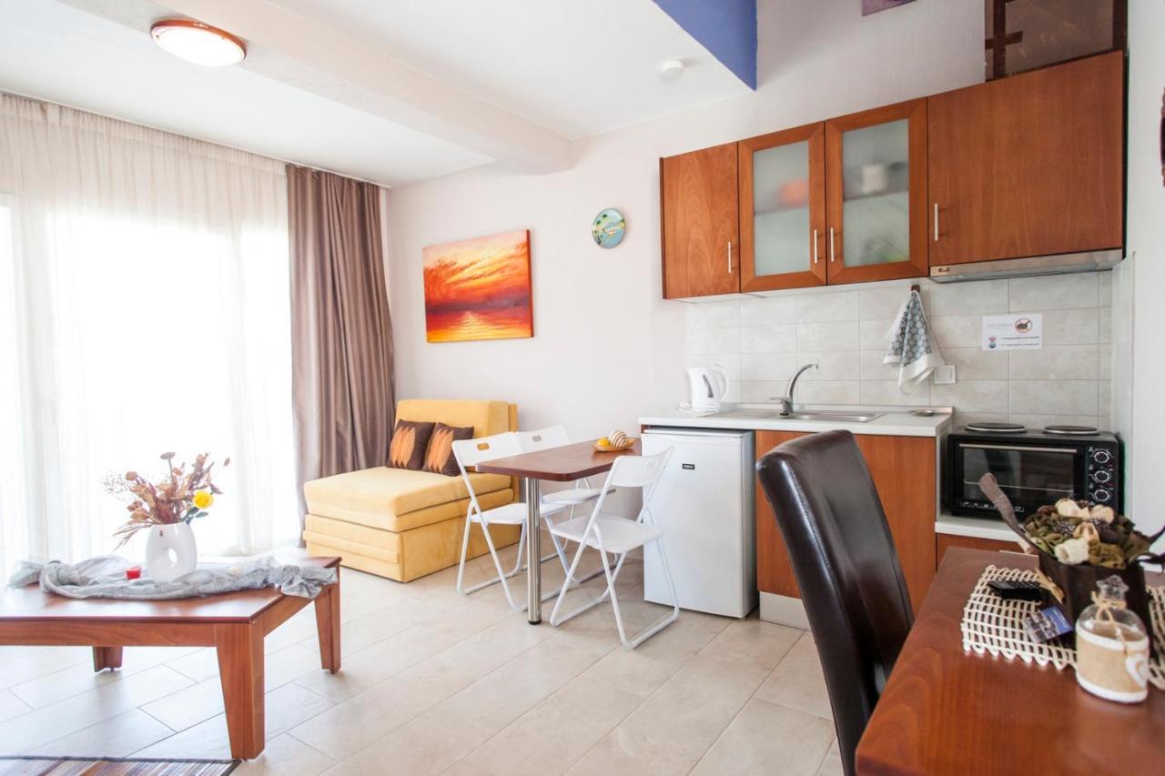 Erosaria Suites Nikiti  Dış mekan fotoğraf