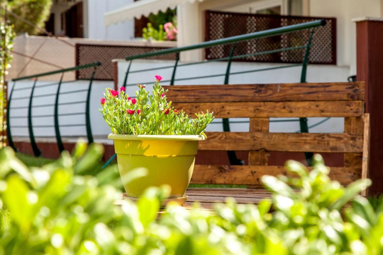 Erosaria Suites Nikiti  Dış mekan fotoğraf
