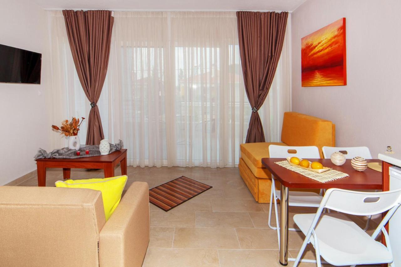 Erosaria Suites Nikiti  Dış mekan fotoğraf